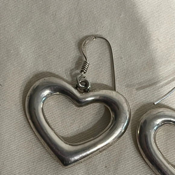Sterling Silver Heart Pendant & Matching Heart Earrings Set Marked 925 Signed MO - Picture 12 of 14